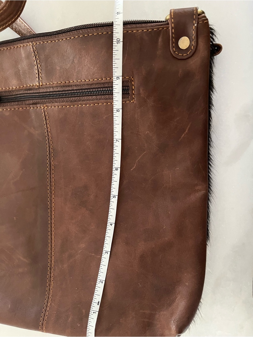 Cowhide shoulder bag - Picture 3 of 3